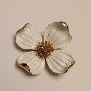 Trifari Dogwood Flower Brooch